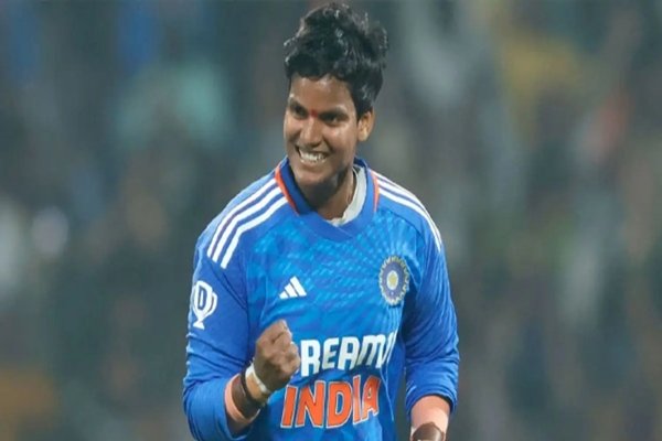 Deepti Sharma celebrates after taking five wickets in India’s Women’s World Cup win over Pakistan
