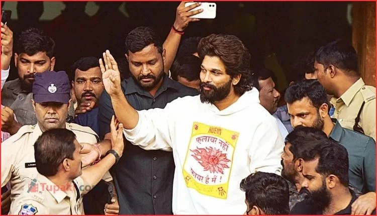 Allu Arjun arriving at Nampally Criminal Court.