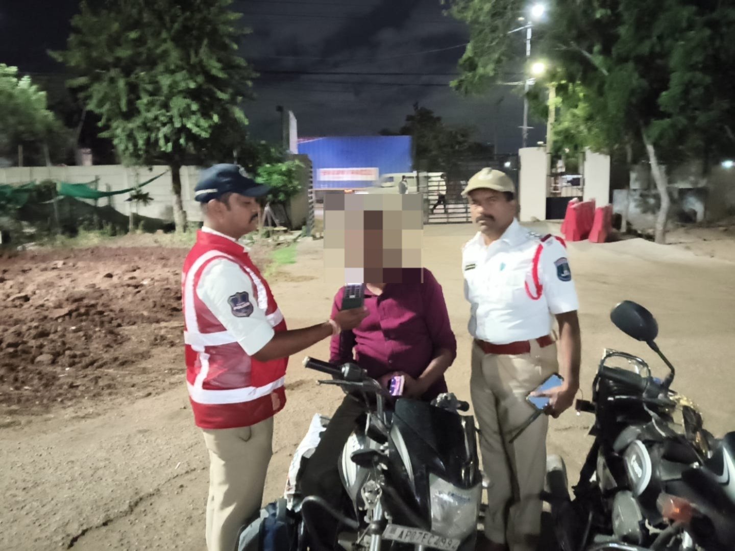 Cyberabad Traffic Police conducting weekend drunk and drive checks.