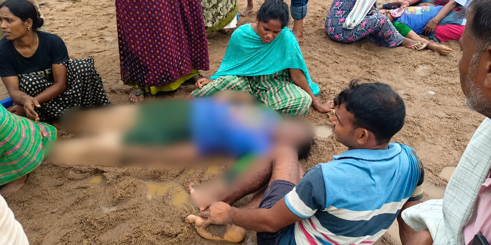 Godavari river tragedy near Polavaram claims five lives.
