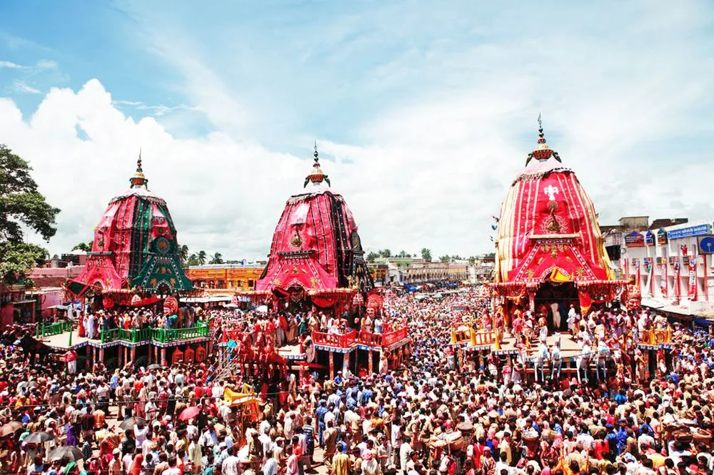 Puri Rath Yatra chariots moving towards Gundicha Temple.
