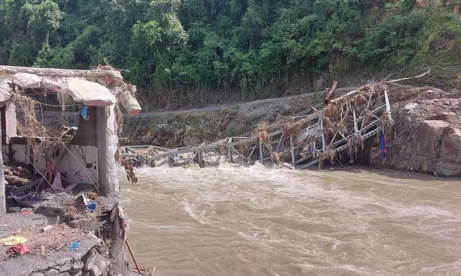 Telugu pilgrims rescued from Nepal floods reach Kathmandu safely.