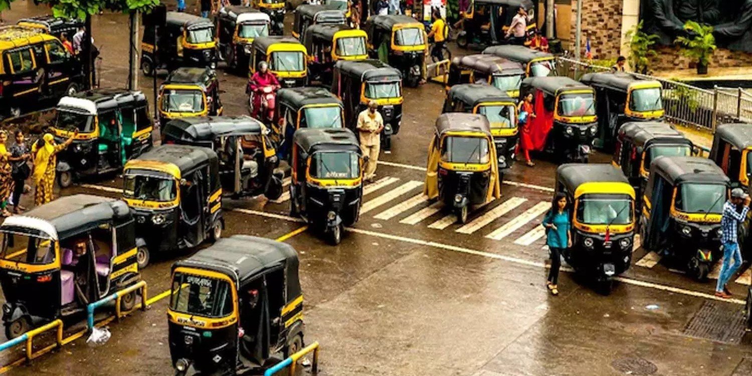 Mumbai taxi and auto drivers protesting over Marathi language rules.