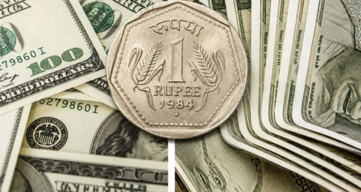 Indian rupee gains notes and US dollar currency exchange rates