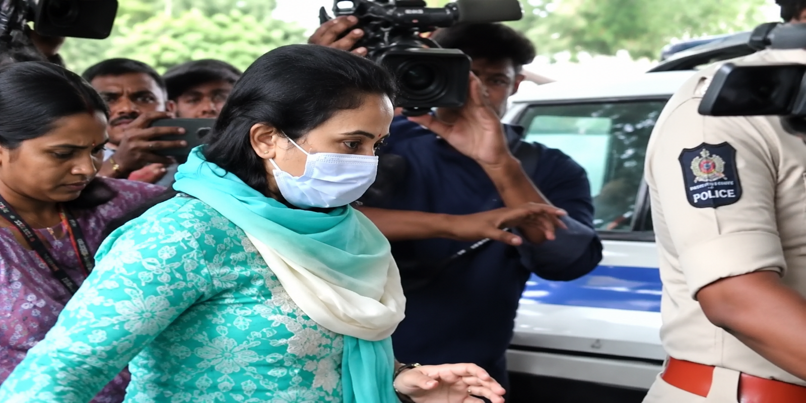 Nandana arrives at Ibrahimpatnam Police Station for questioning.