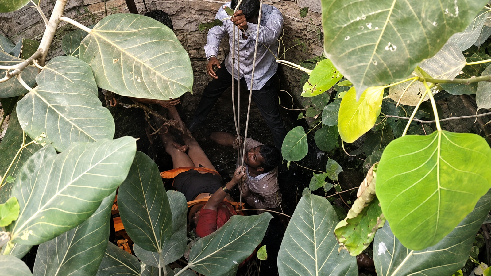 75-year-old woman rescued from a well in Nashik