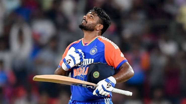 Sanju Samson batting for India in a T20 cricket match