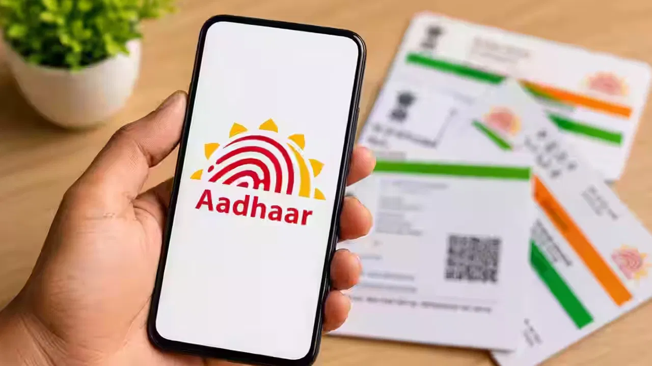 Parents updating their child’s Aadhaar biometric details