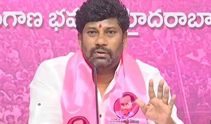 Balka Suman speaking at a Telangana Bhavan media conference