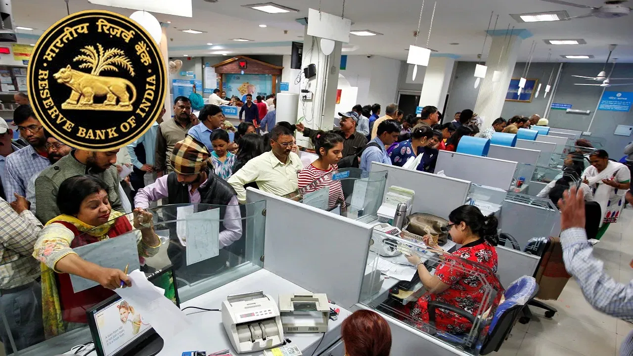 Banks remain open on Sunday ahead of three-day strike