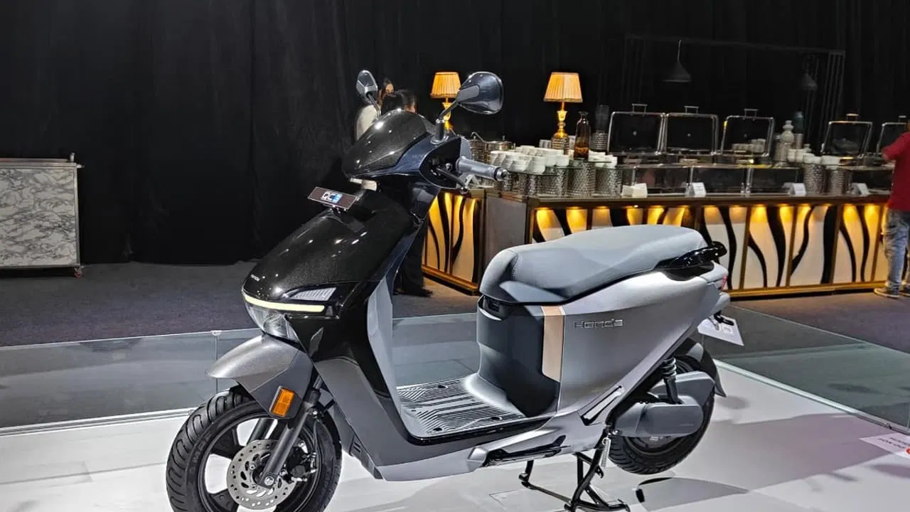 Honda QC3 electric scooter with 145 km range and smart features
