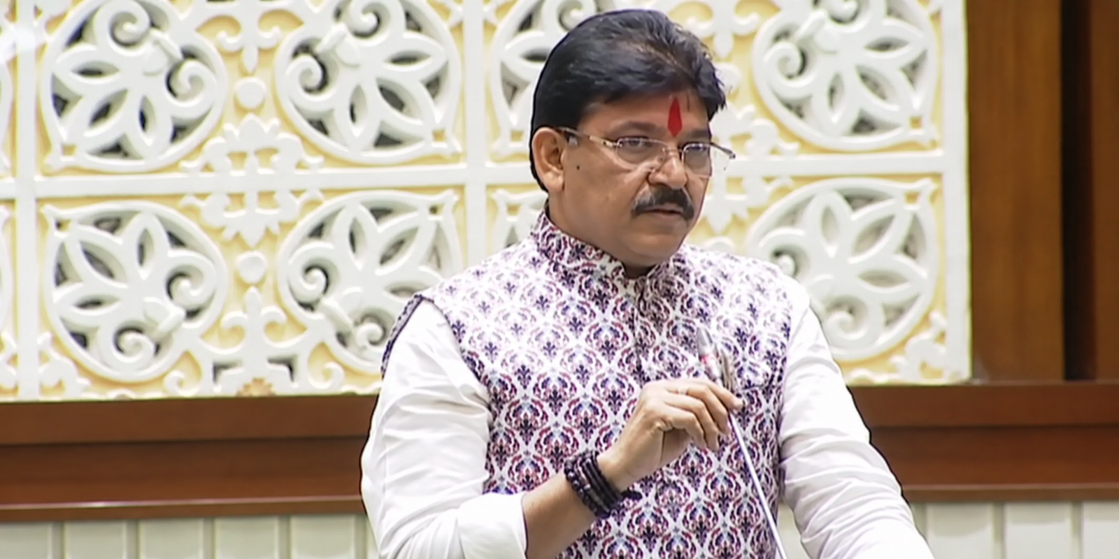 Rakesh Reddy speaking during Telangana Assembly session