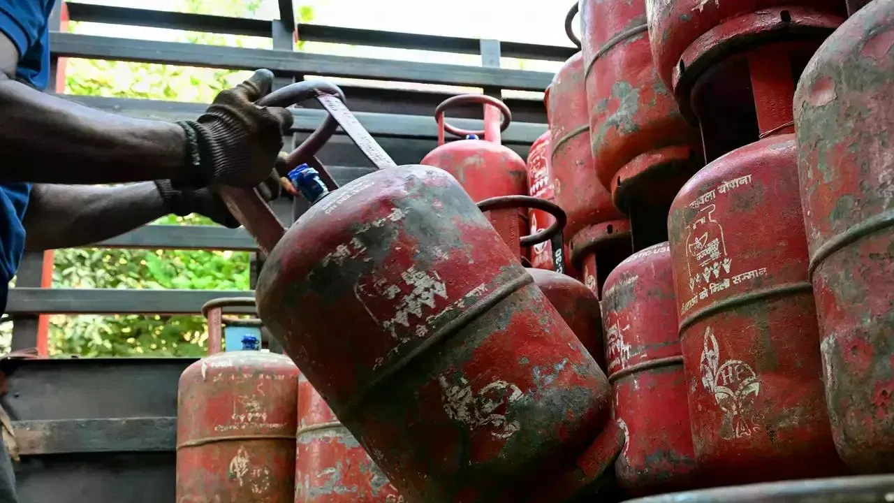 LPG gas cylinder KYC and Aadhaar verification process