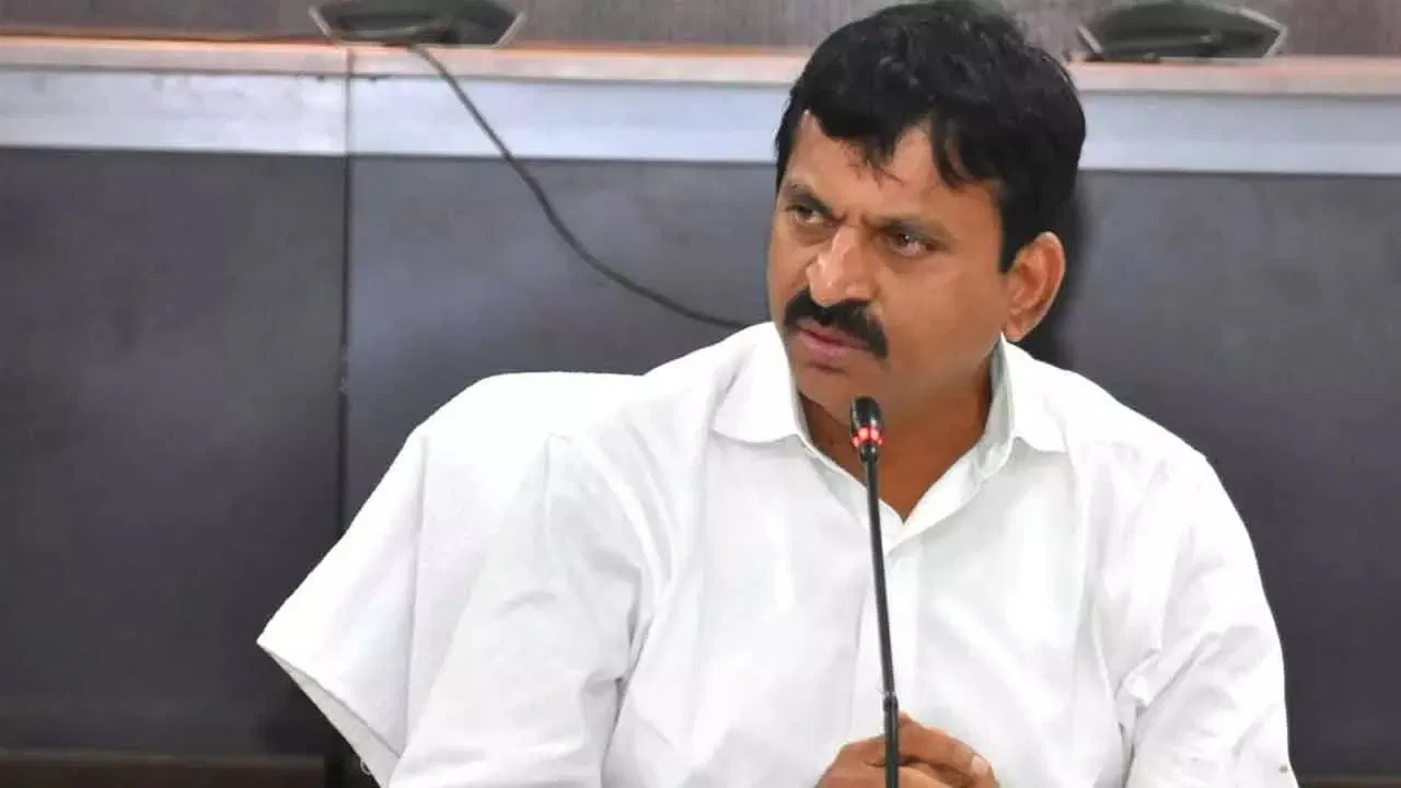 Minister Ponguleti Srinivas Reddy addressing the media