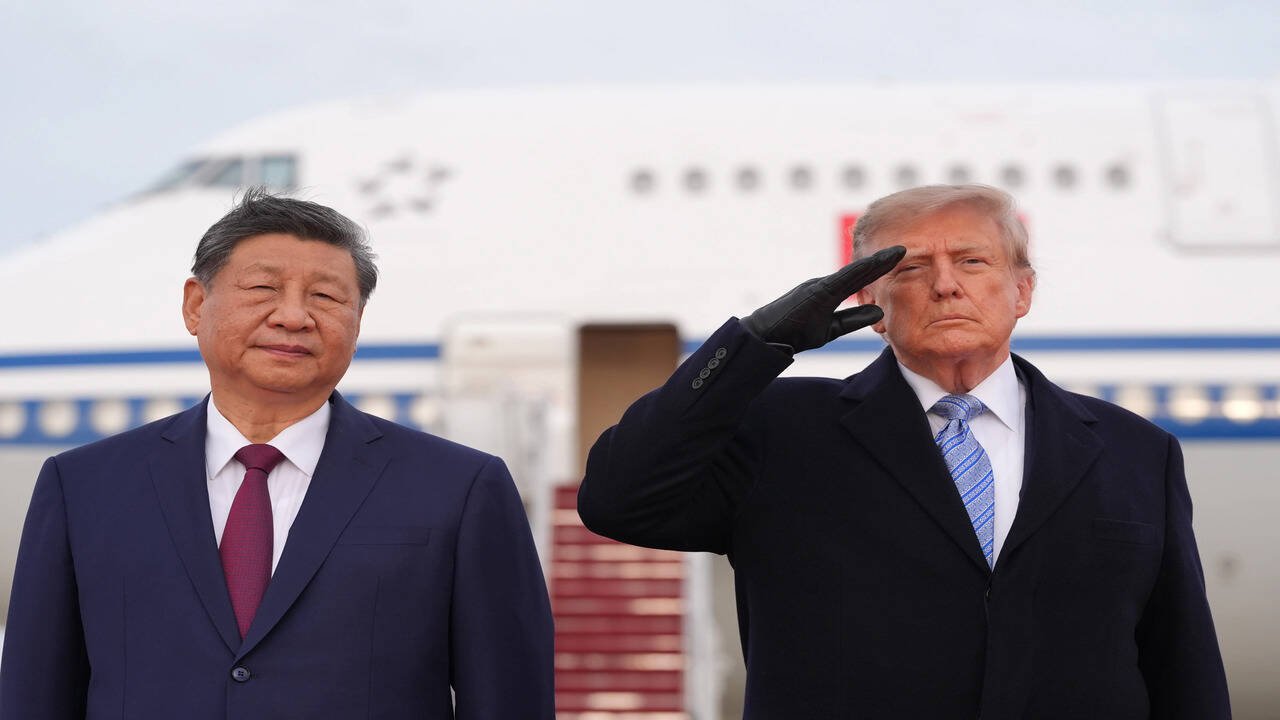 Trump welcomes Xi Jinping with red carpet and B-1 bombers.