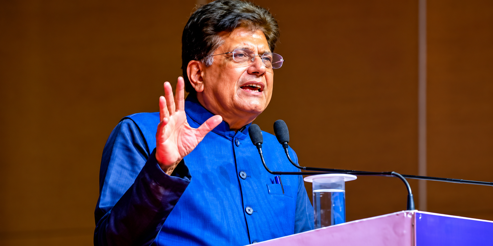 Piyush Goyal addresses Indian diaspora in Chicago