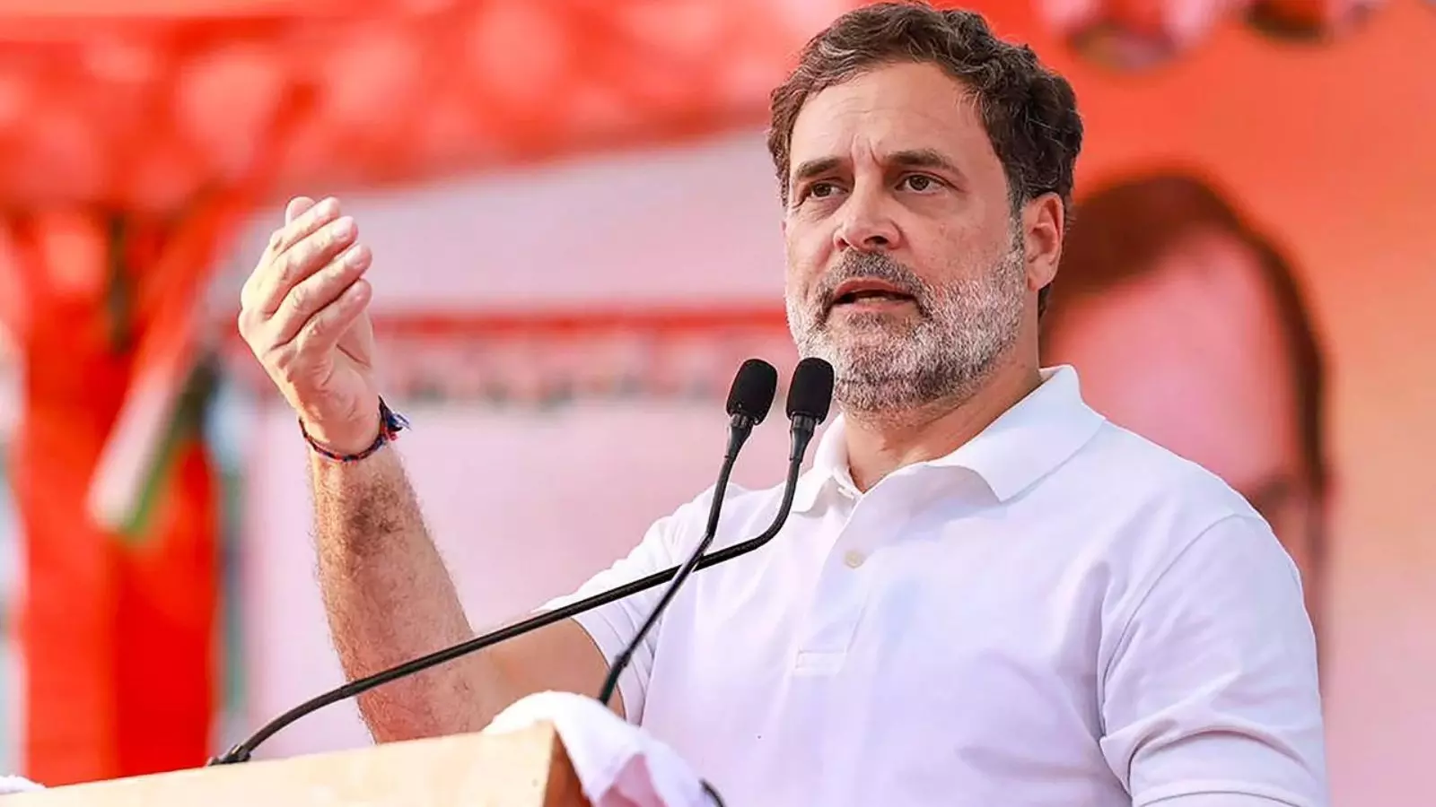 Rahul Gandhi comments on youth arrests at Delhi's Jantar Mantar.