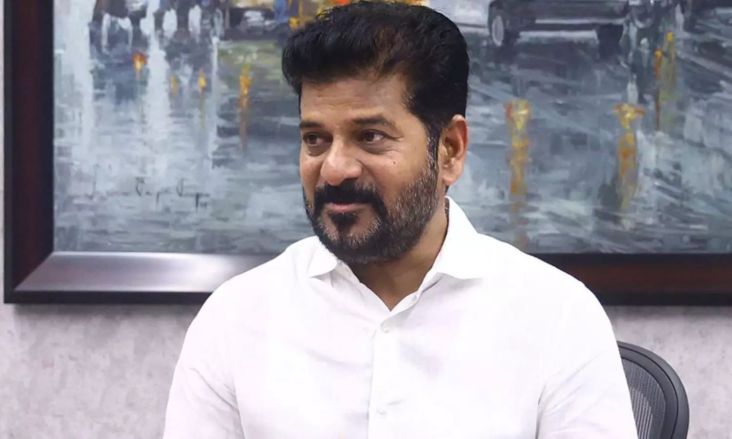 Revanth Reddy discusses Telangana drought preparedness with Congress leaders