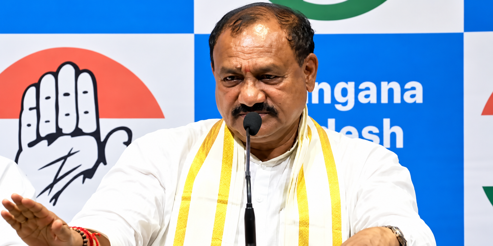Mahesh Goud meeting Governor quota MLC aspirants in Telangana