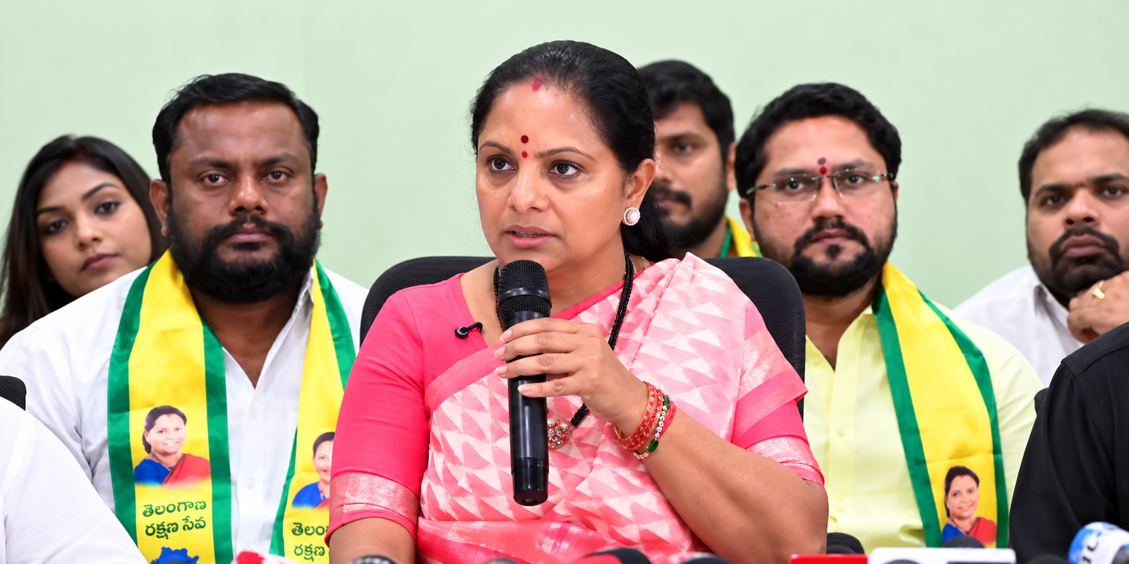 Kavitha speaks about Sircilla funds and Kaleshwaram water