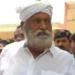 తాడిపత్రి పోలీస్ స్టేషన్ ఎదుట జేసీ ప్రభాకర్ రెడ్డి బైఠాయింపు.. అర్ధరాత్రి వరకు నిరసన