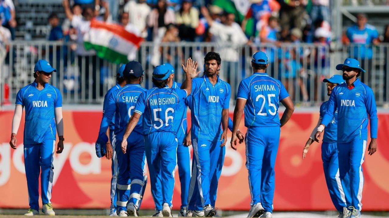 Team India Gold after winning T20 final against Pakistan